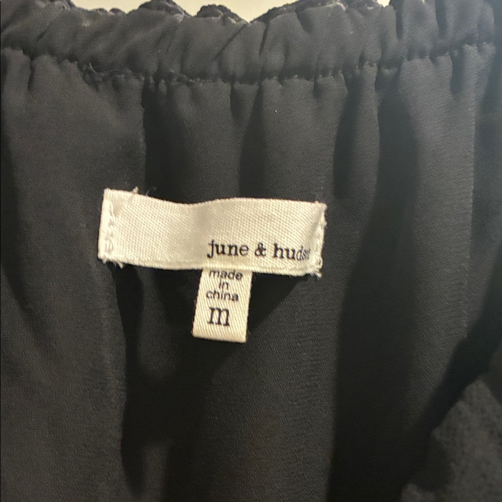 NWT June & Hudson Black Off-Shoulder Ruffle Romper size M - Picture 5 of 8